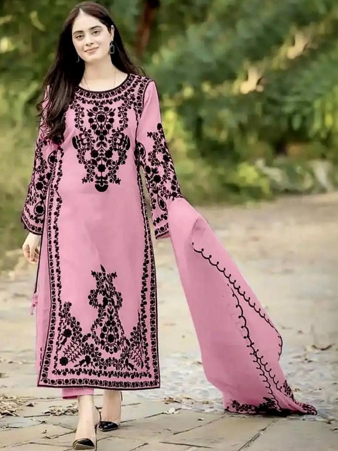 SUPPAR SLEAVE Pink Silk Blend Kurta Sets