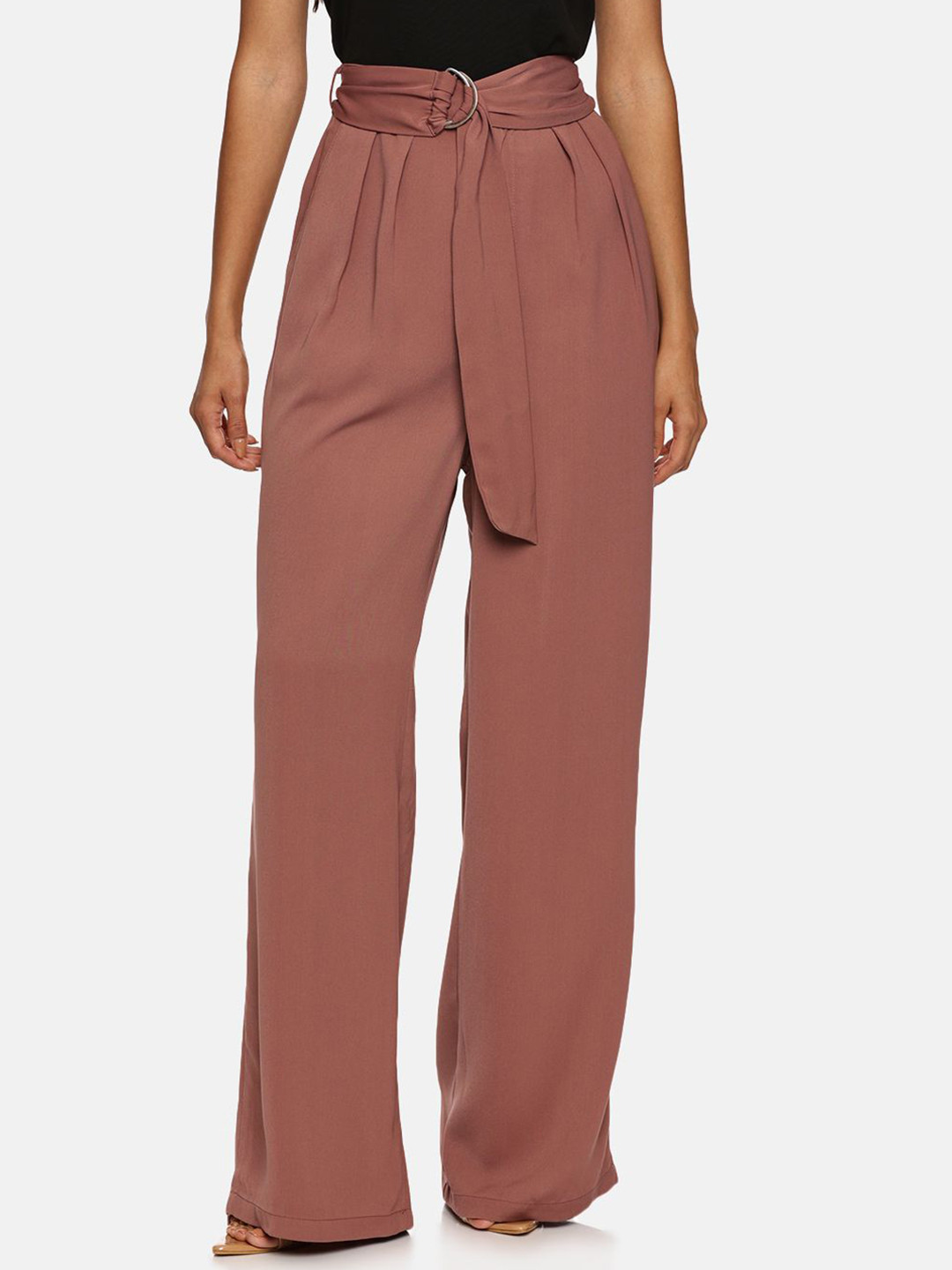 ISU Women High-Rise Pleated Trousers