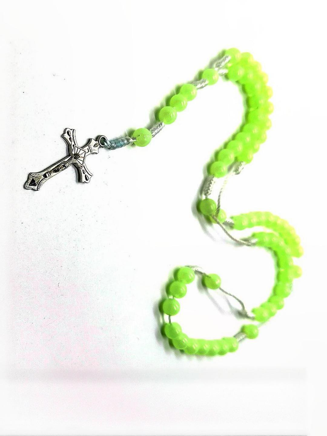 Dynamic Retail Global Men pendant and Chain