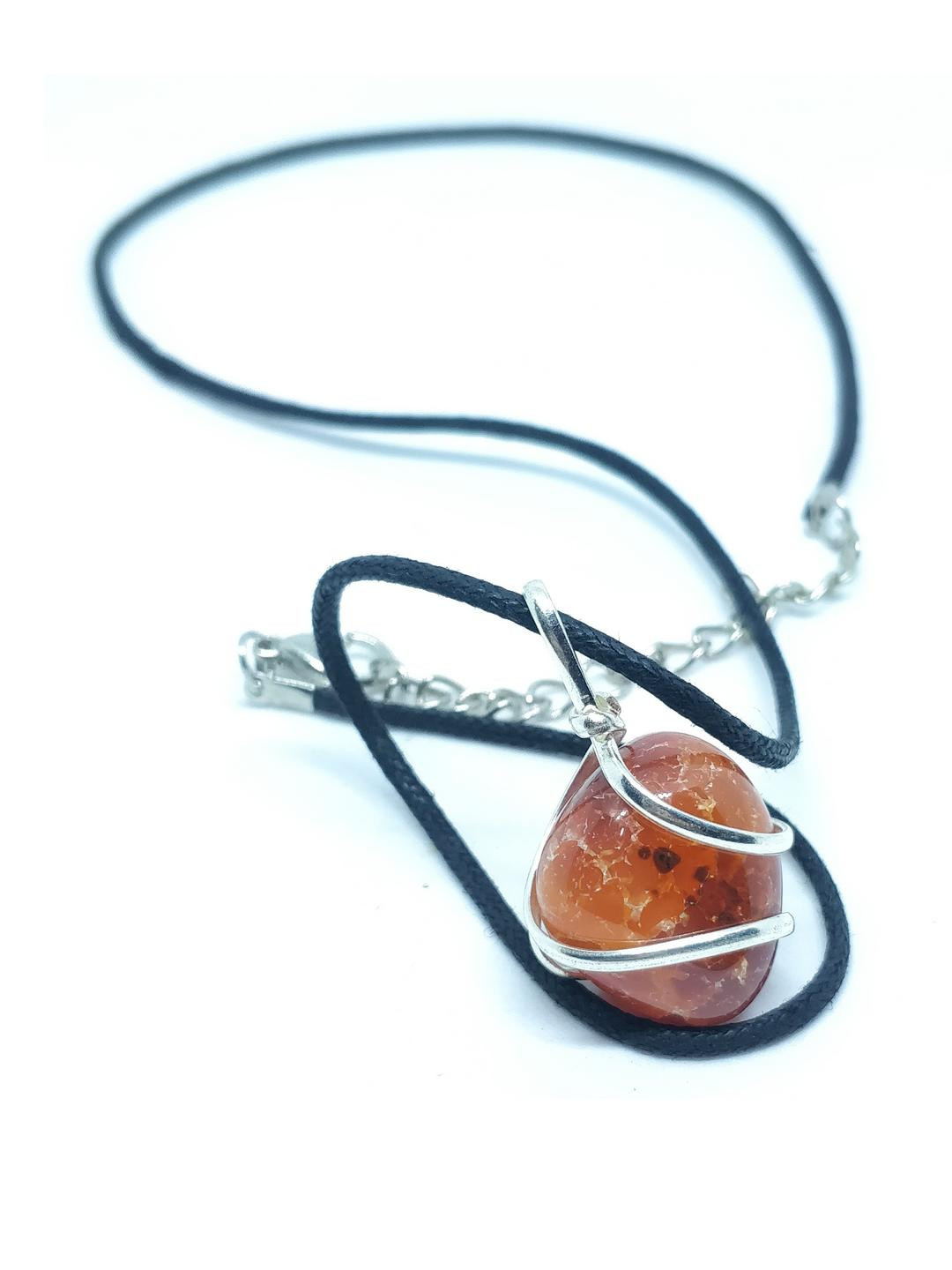 VIBESLE  Stone Pendant