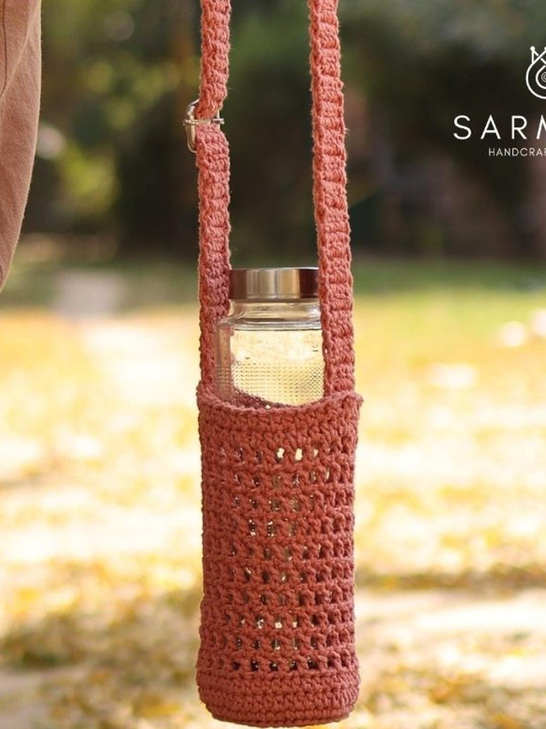 Sarmaya - The Handcraftes Tales Peach Handmade Crochet Sling Bottle Cover 1000ml