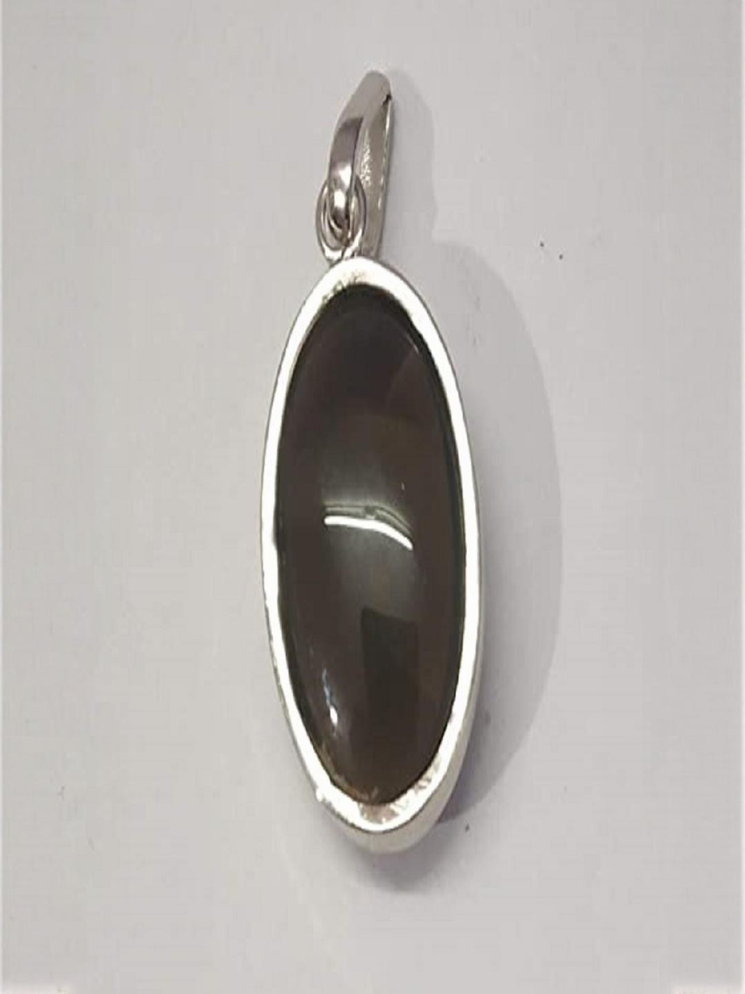AURRA STORES Oval Quartz Pendants