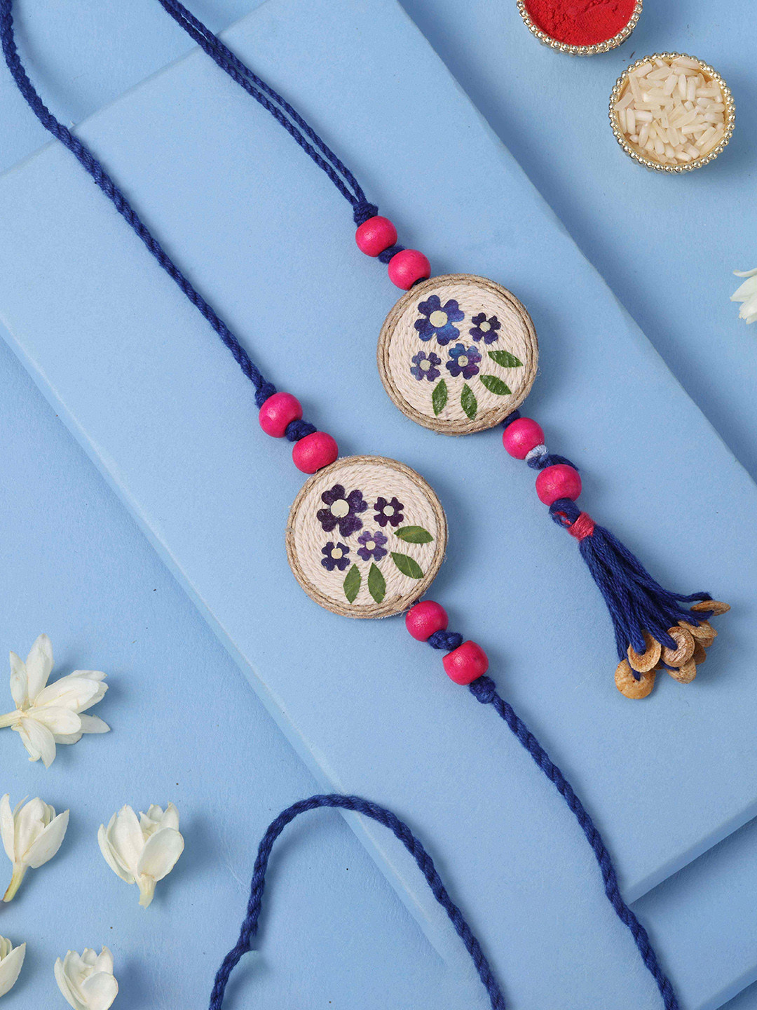 fnp Artificial Beaded Bhaiya Bhabhi Radiant Love Rakhis