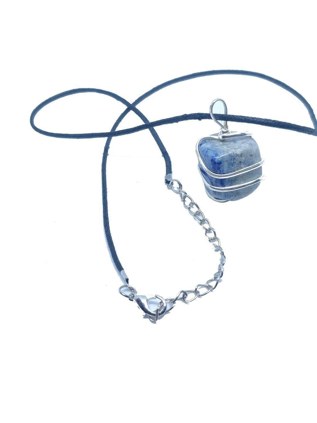 VIBESLE Sodalite Crystal Pendant