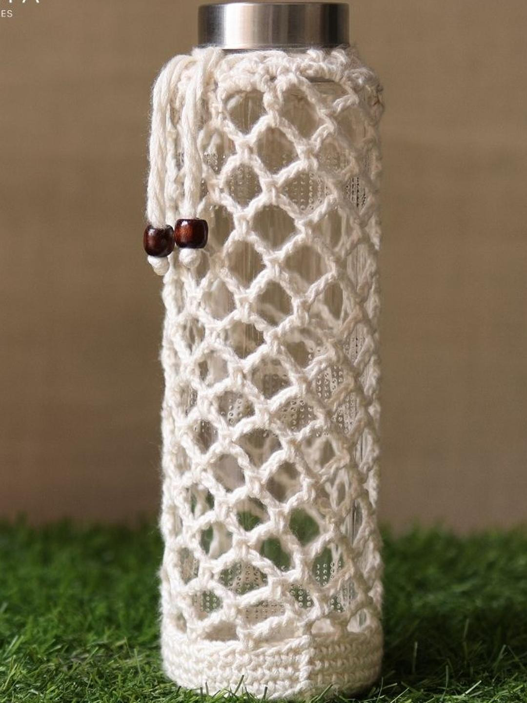 Sarmaya - The Handcraftes Tales White Handmade Crochet Sling Bottle Cover 750ml