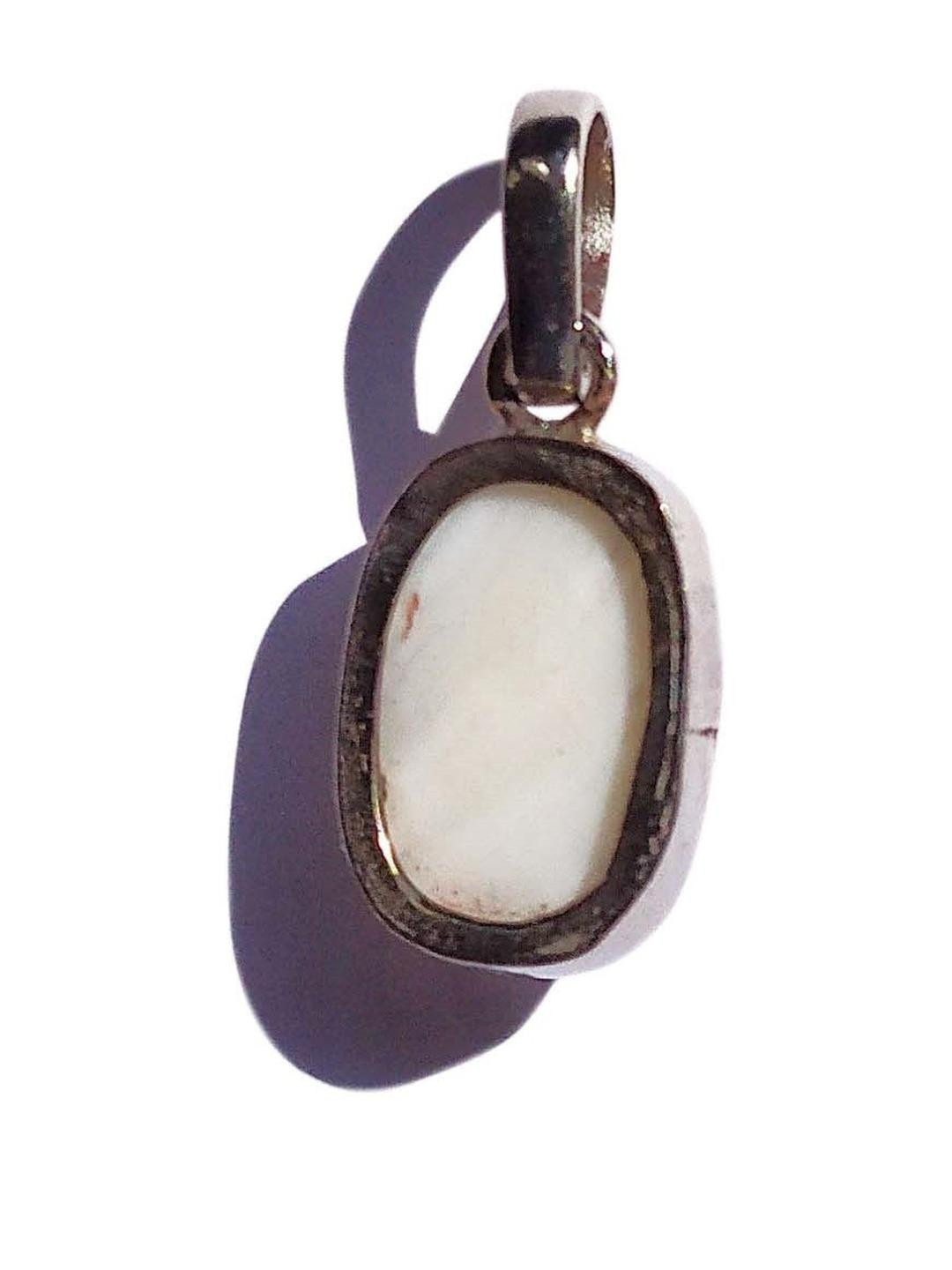AURRA STORES Silver-Plated White Opalex Oval Pendants