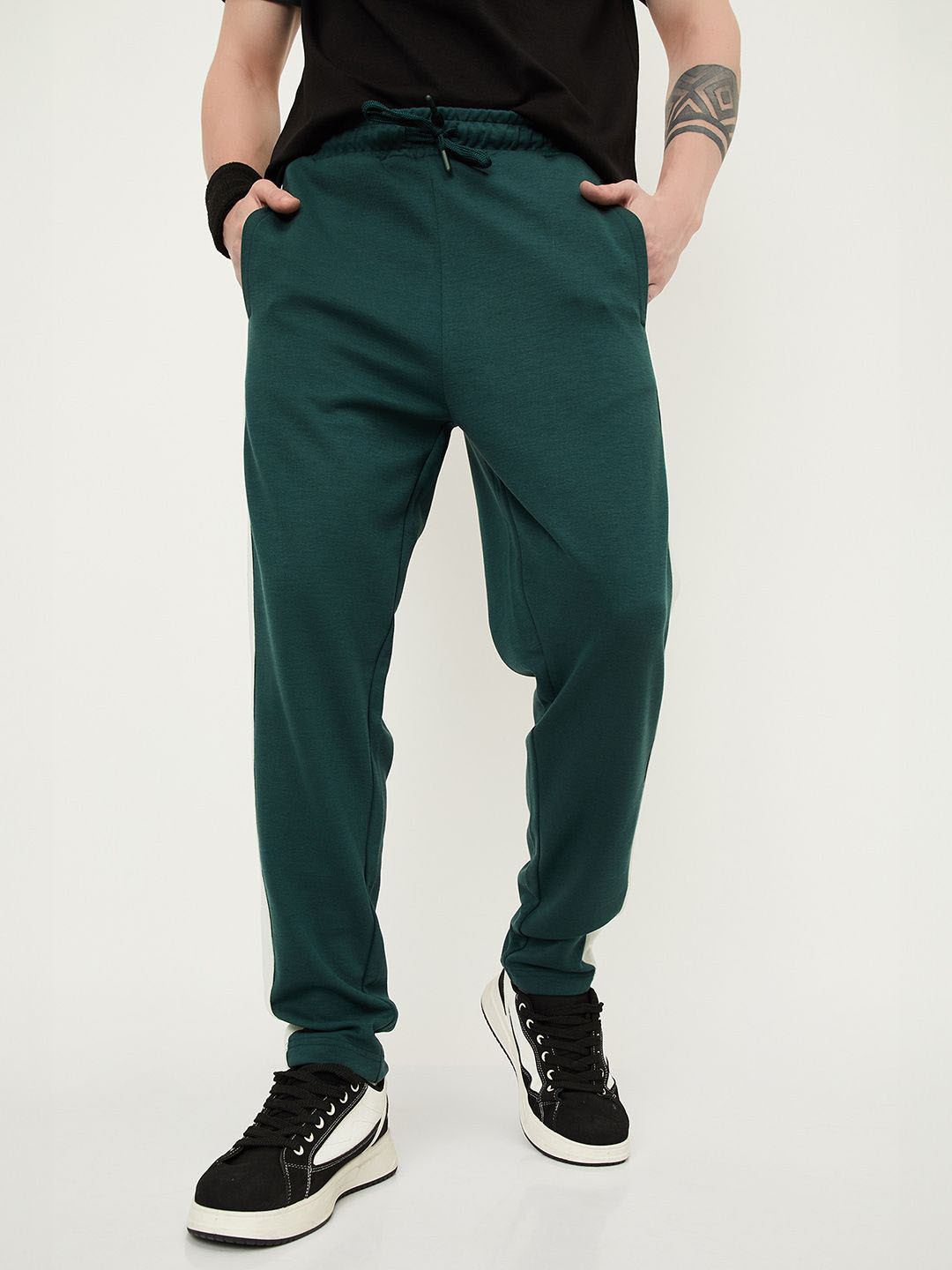 max Men Side Taped Sports Track Pants