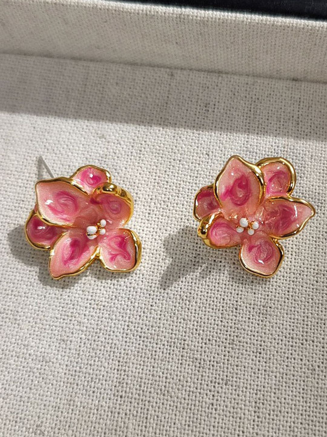 FIMBUL Gold-Plated Enamel Floral Studs