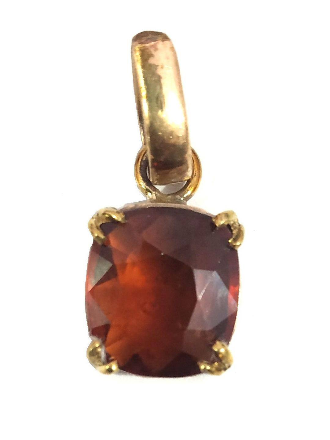 AURRA STORES Oval Pendants