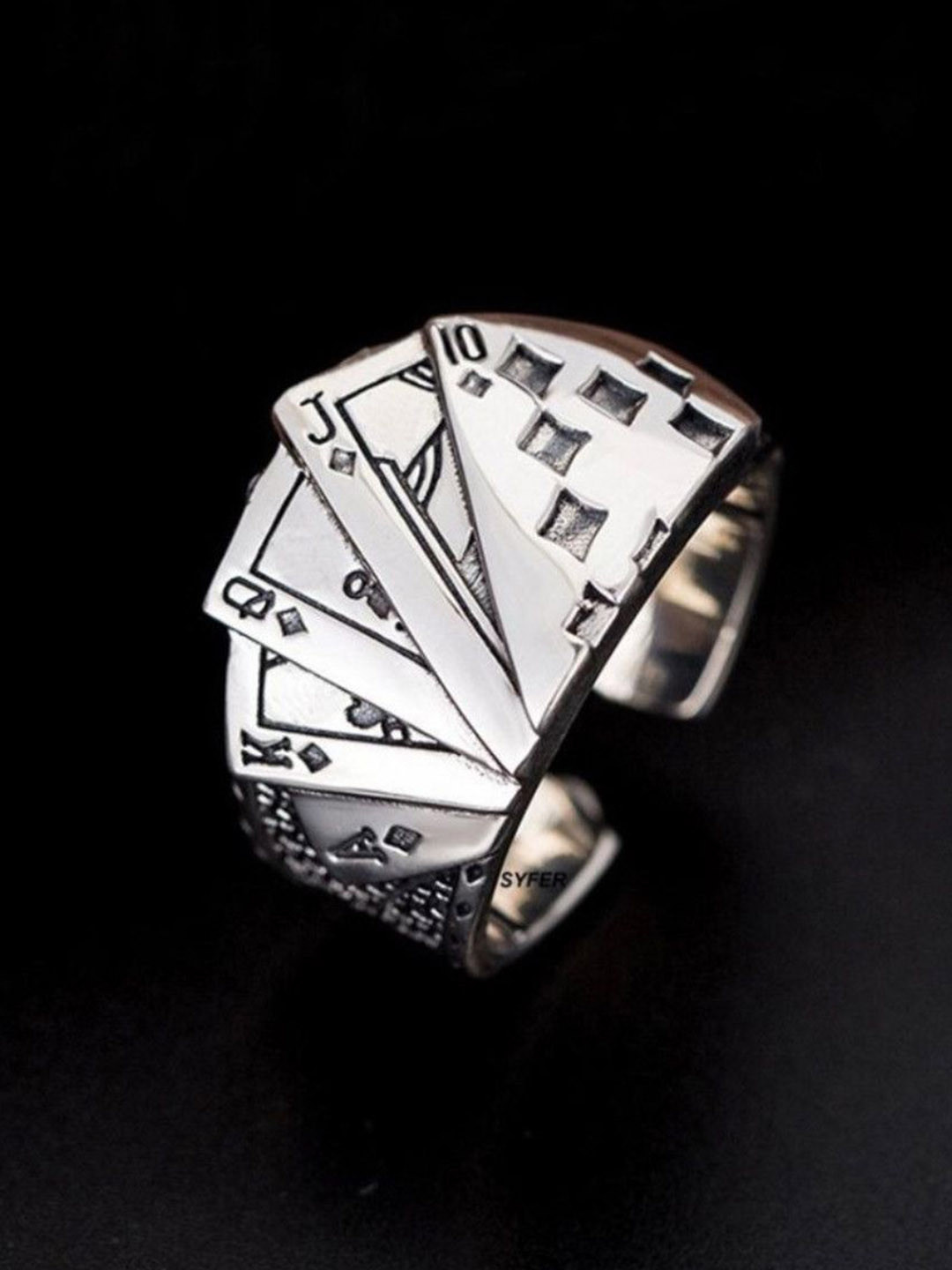Ringzinnie Playing Card Adjustable Finger Ring