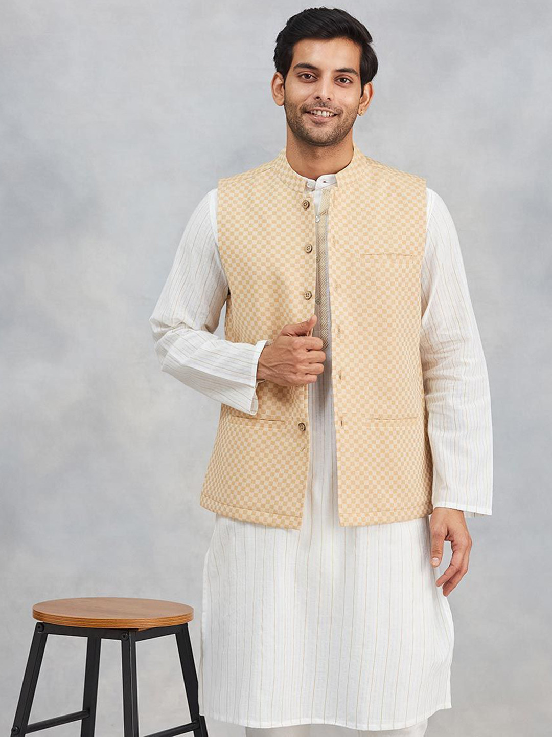 Fabindia Checks Cotton Sleeveless Nehru Jacket