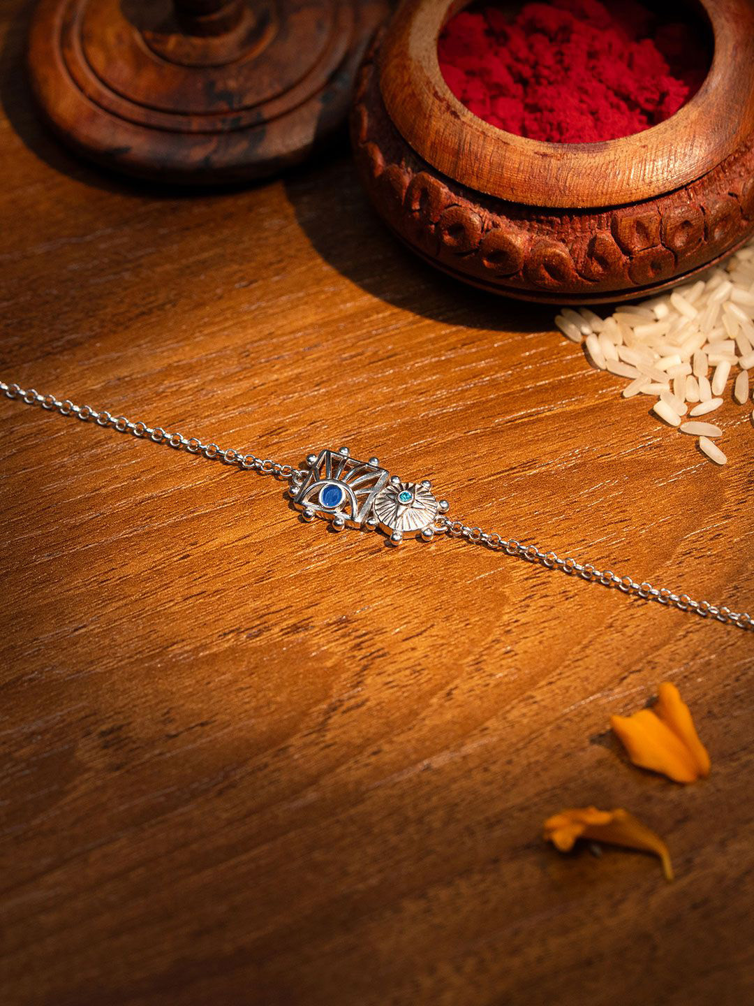 SHAYA 925 Silver Knotted Bond Wraparound Rakhi