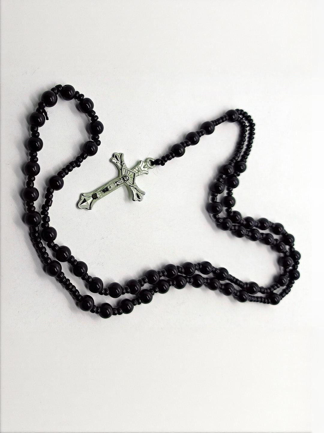 Dynamic Retail Global Men's Cross Pendant Chain