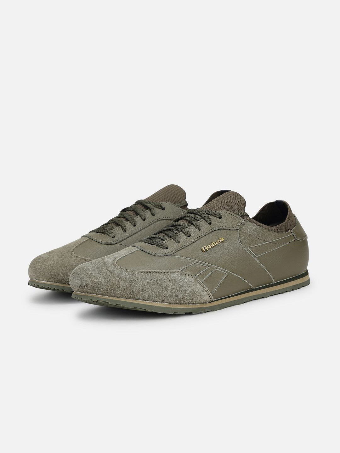 Reebok Elitestrideriff Men Casuals Shoes