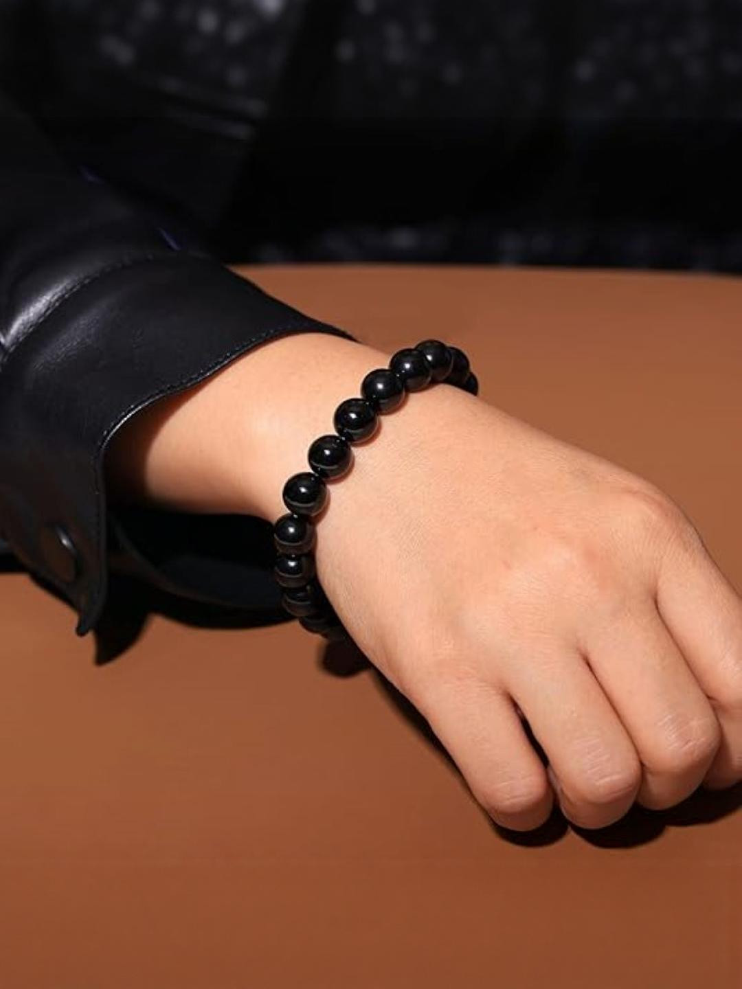 VIBESLE Black Men Artificial Bead Cuff Bracelet
