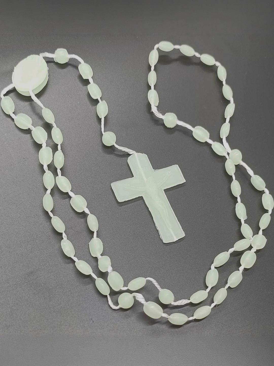 Dynamic Retail Global Slip on Beaded Necklace