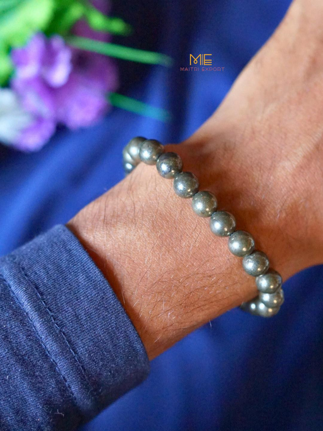 VIBESLE Gold Crystals Bead Bracelet