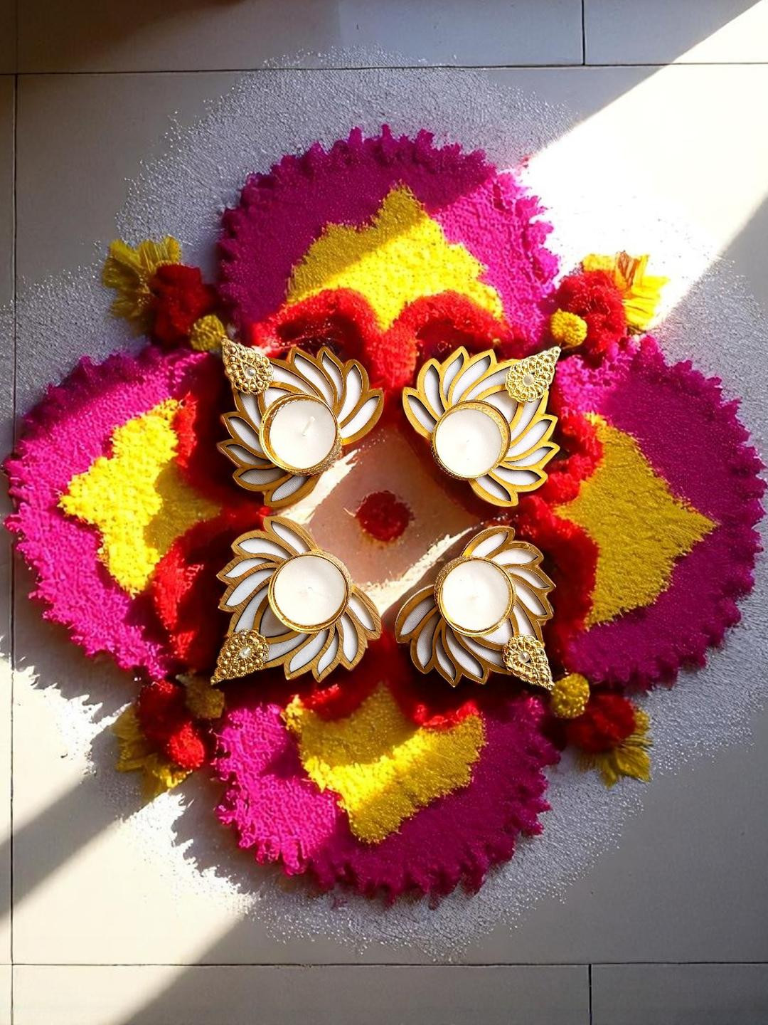 Kreative Arts White & Gold-Toned Candle Holder - Set of 4