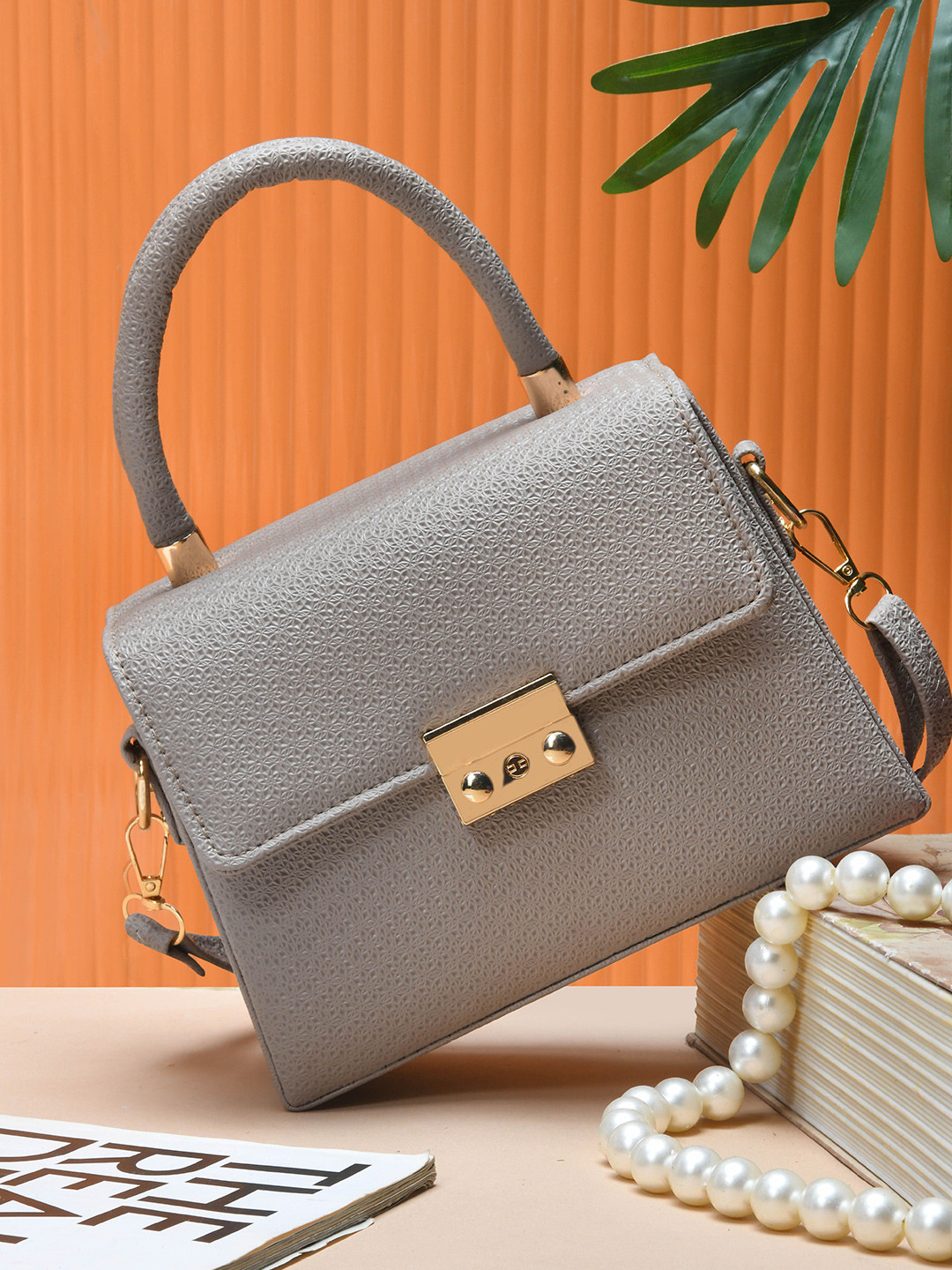 SKORPIO Structured Handheld Bag