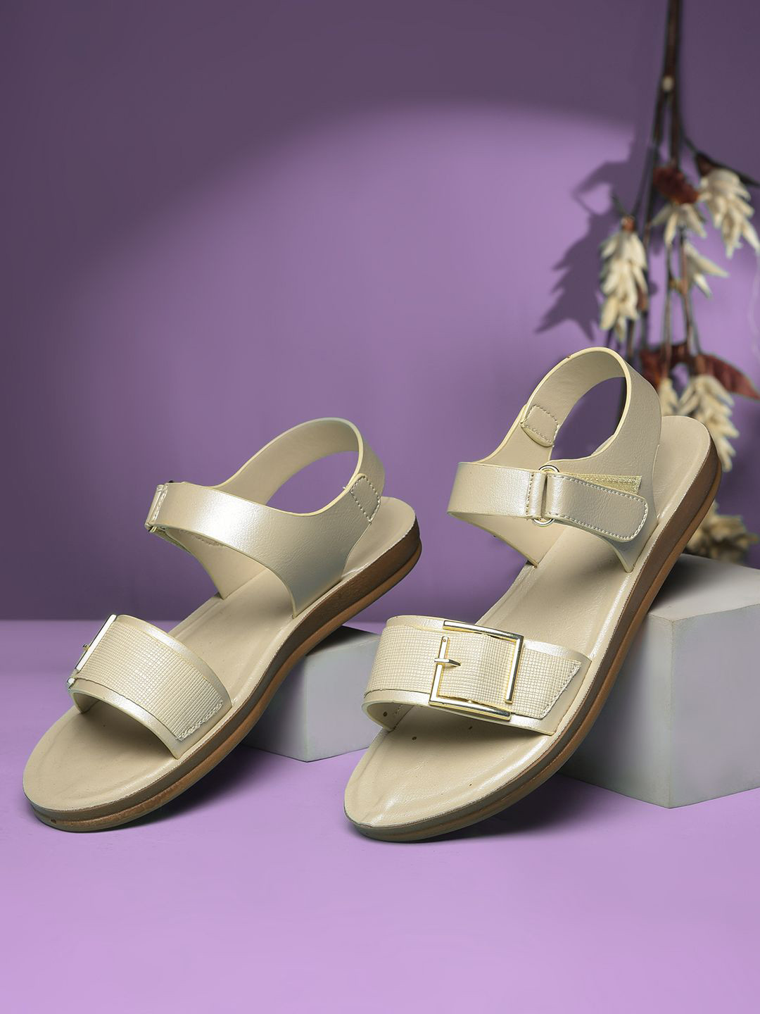 Bata Women Casual Open Toe Flats