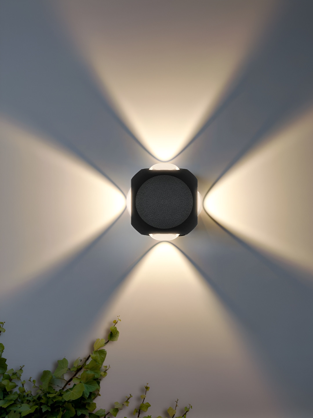 Homesake 4-Way Beam Black Rectangle Shaped Wall Lamp