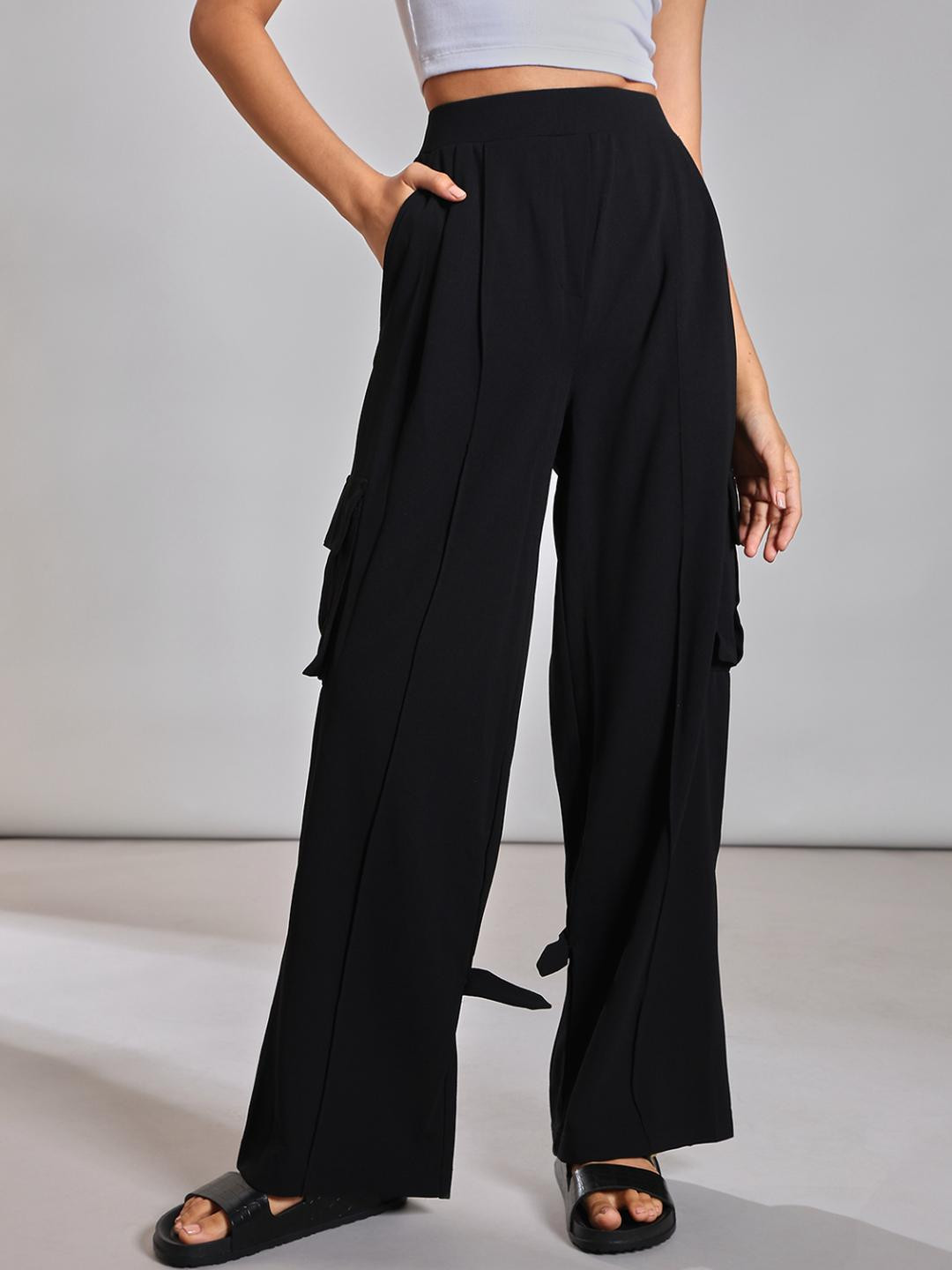 LIMEROAD Women Loose Fit Cargo Trousers
