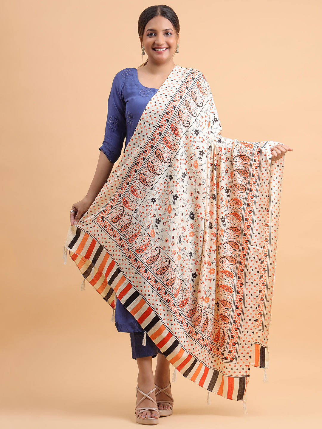 Moda Chales Coral Blossom Paisley Printed Pure Cotton Dupatta