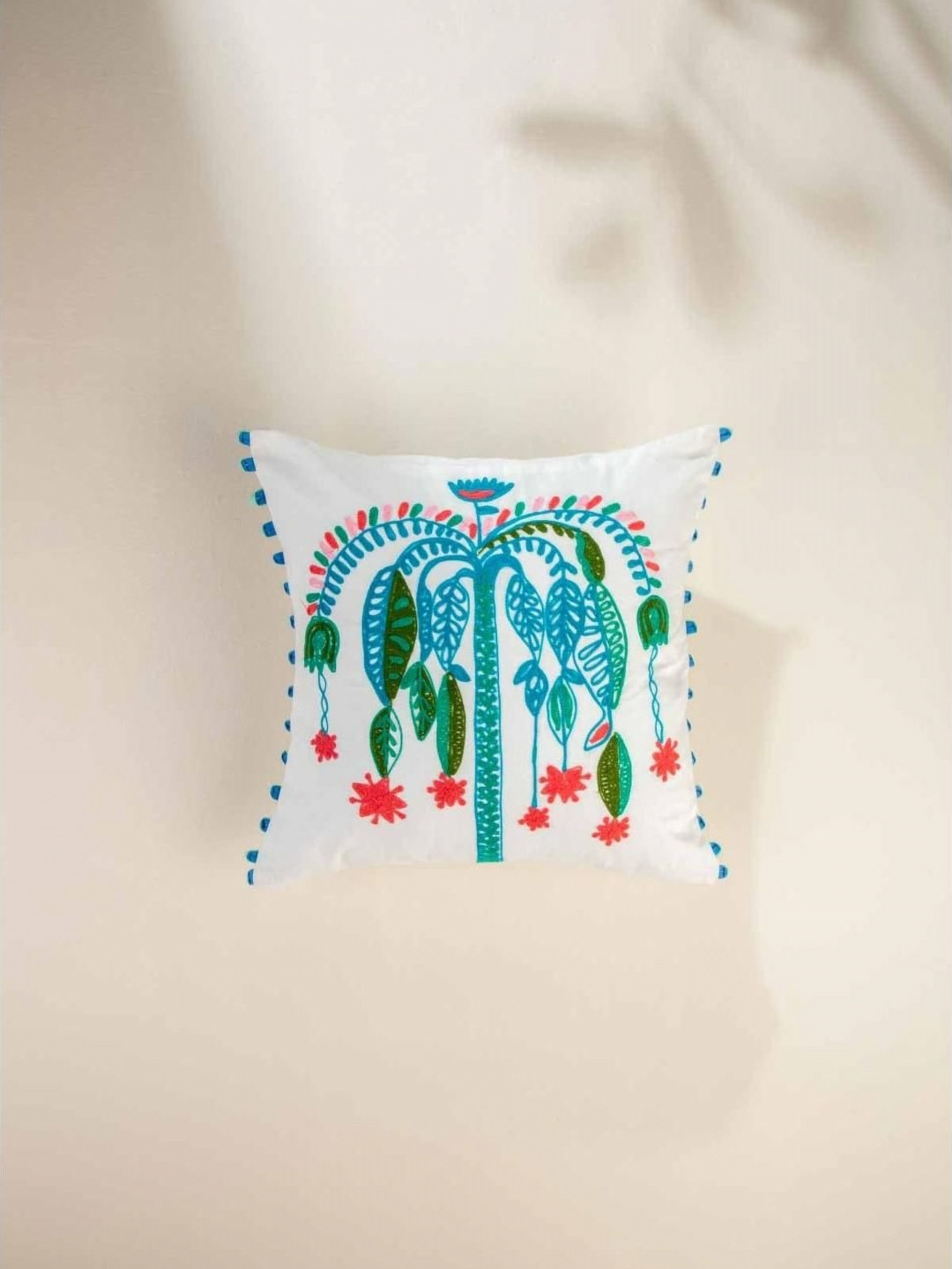 FREEDOM TREE Toddy Palm Green & White Floral Ebroidered Cotton Square Cushion Covers