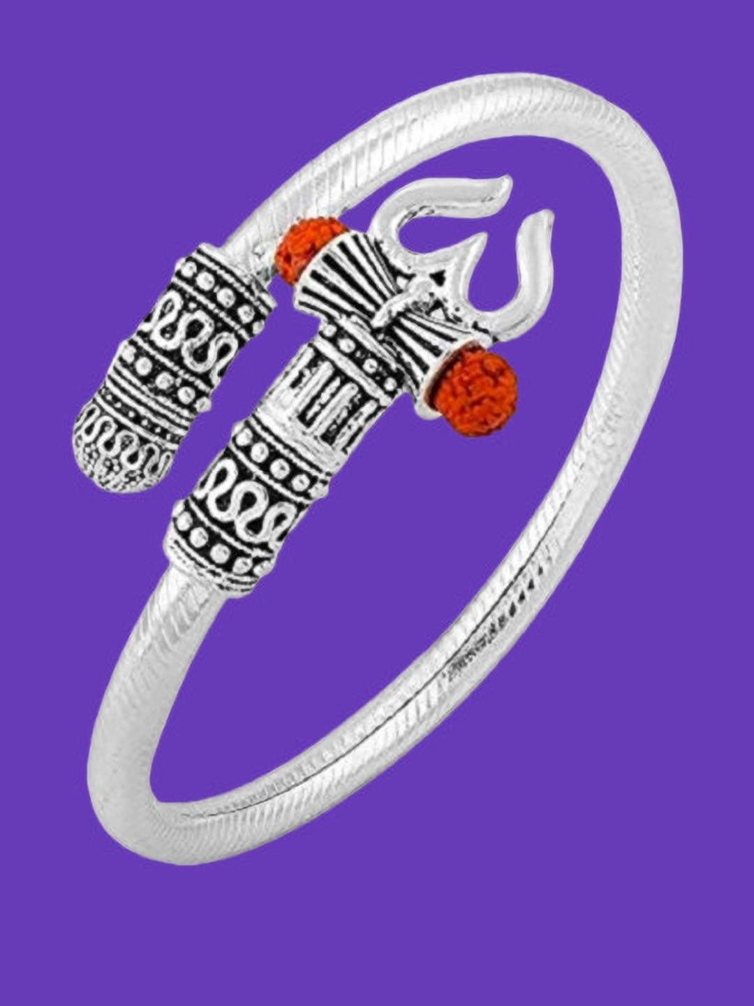 Dynamic Retail Silver Global Men Cuff Bracelet