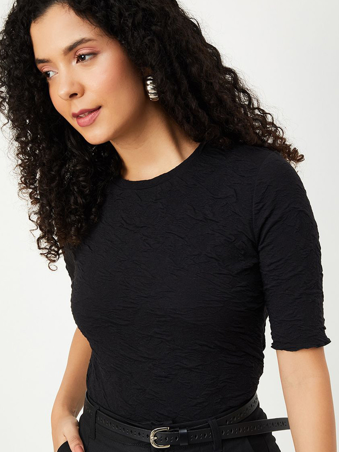max Women Solid Round Neck Short Sleeves Top