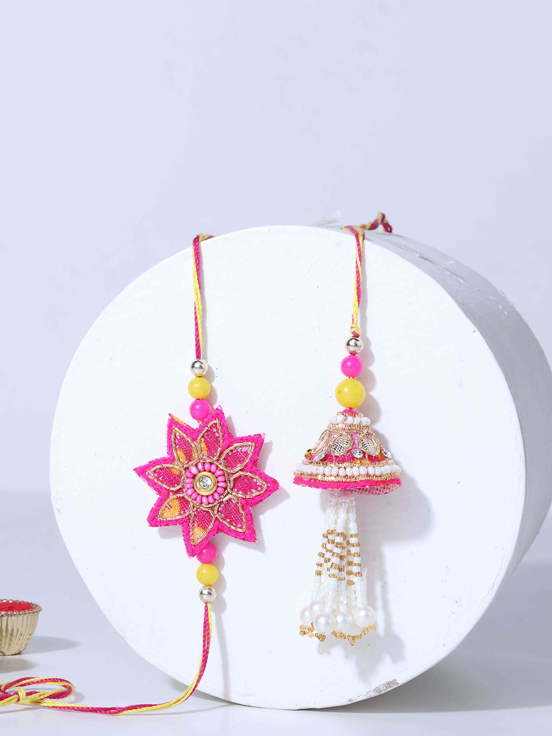 fnp Bhaiya-Bhabhi Divine Blessings Rakhi