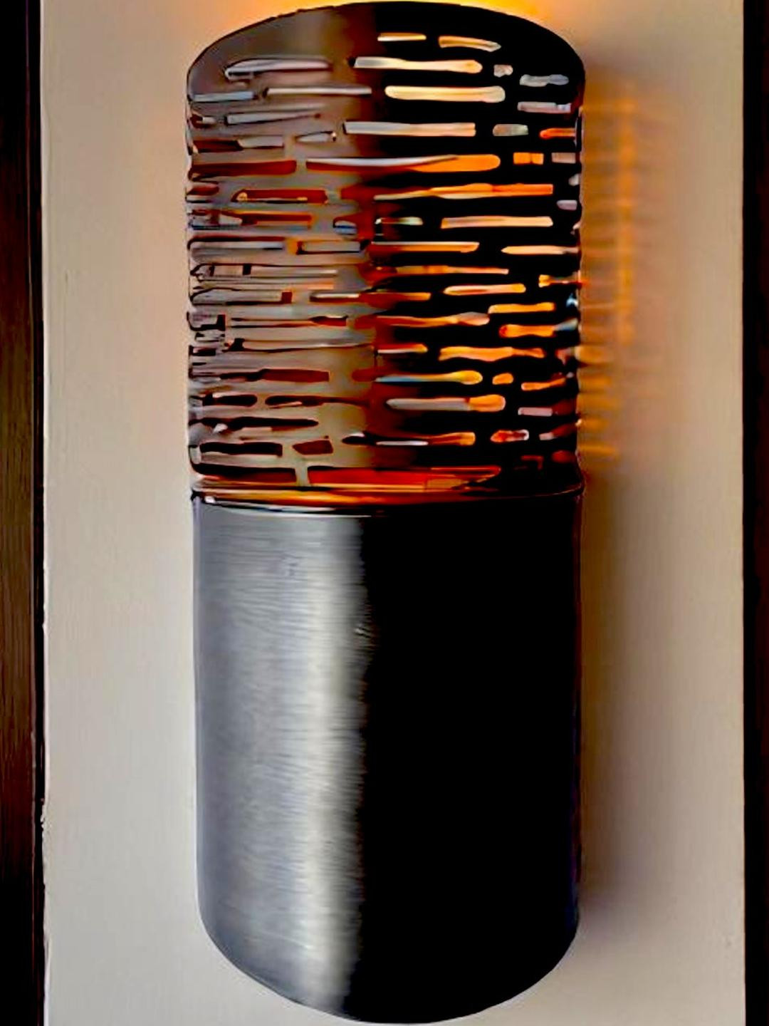 Kreative Arts Cylindrical Metal Tealight Holder with Cutout Pattern