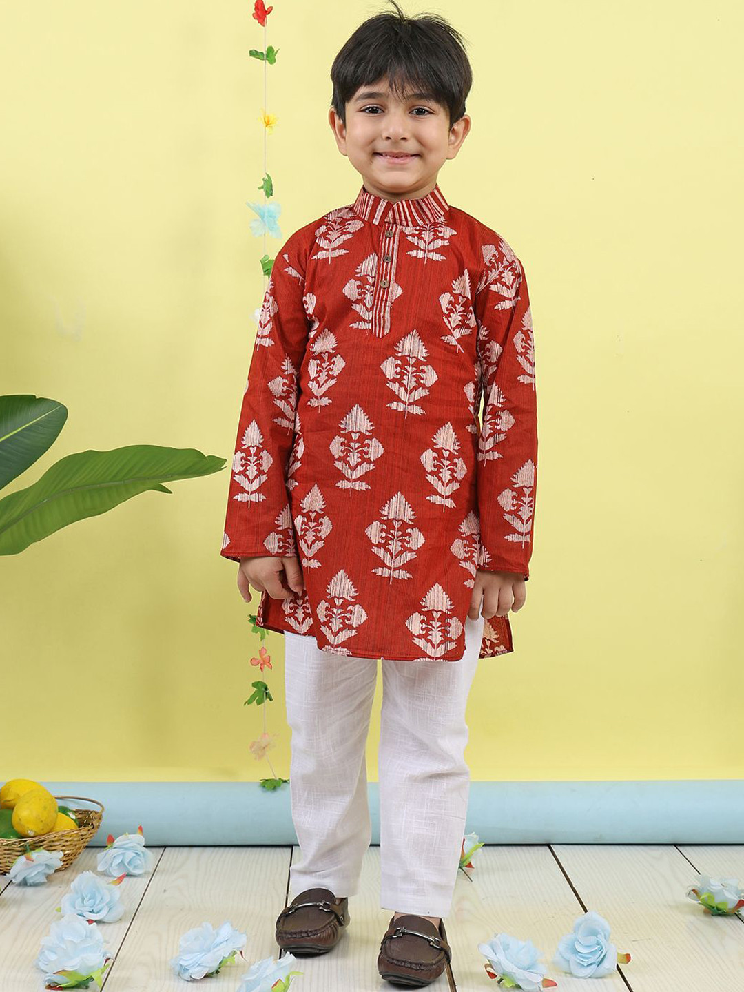 Here&Now X Kinder Kids Boys Ethnic Motifs Printed Cotton Kurta with Pyjama