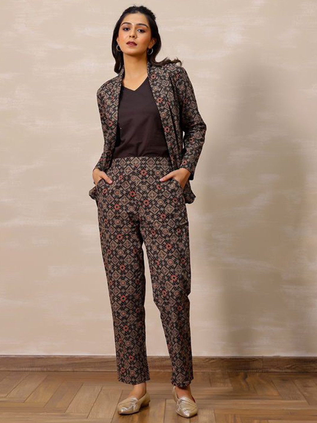 Vivika Printed Cotton V Neck Blazer & Inner With Trousers Co-Ords