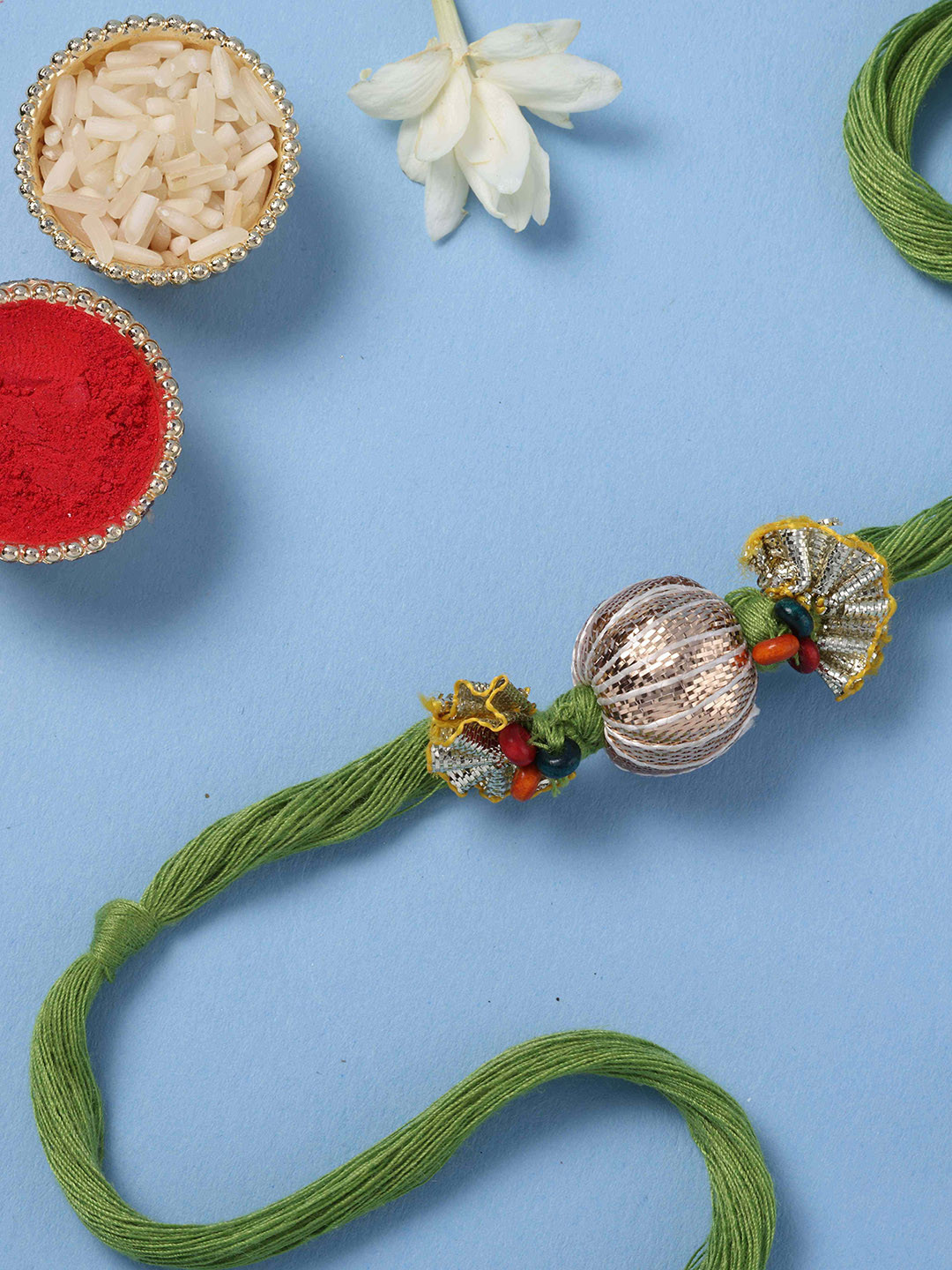 fnp Artificial Beaded Green Grace Thread Rakhi