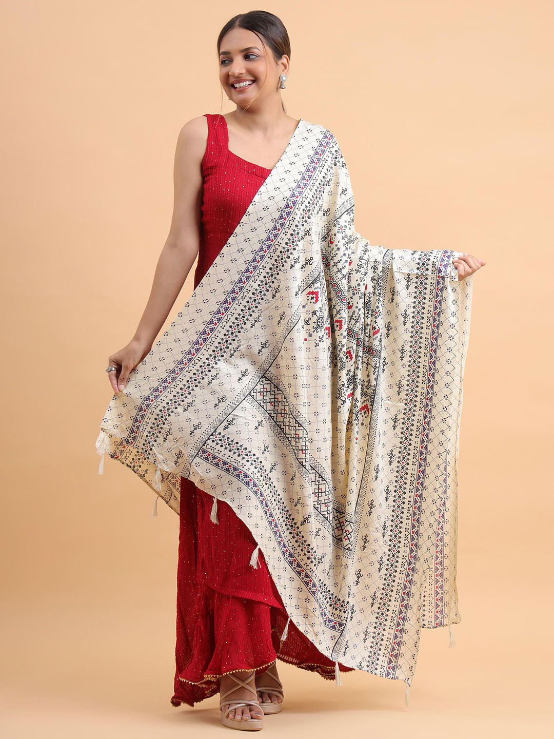 Moda Chales Ivory Indigo Folk Ethnic Motifs Printed Pure Cotton Dupatta