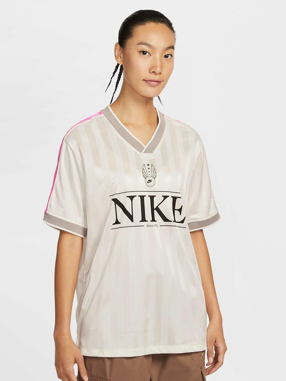 Nike Women Typography Printed V-Neck T-shirt