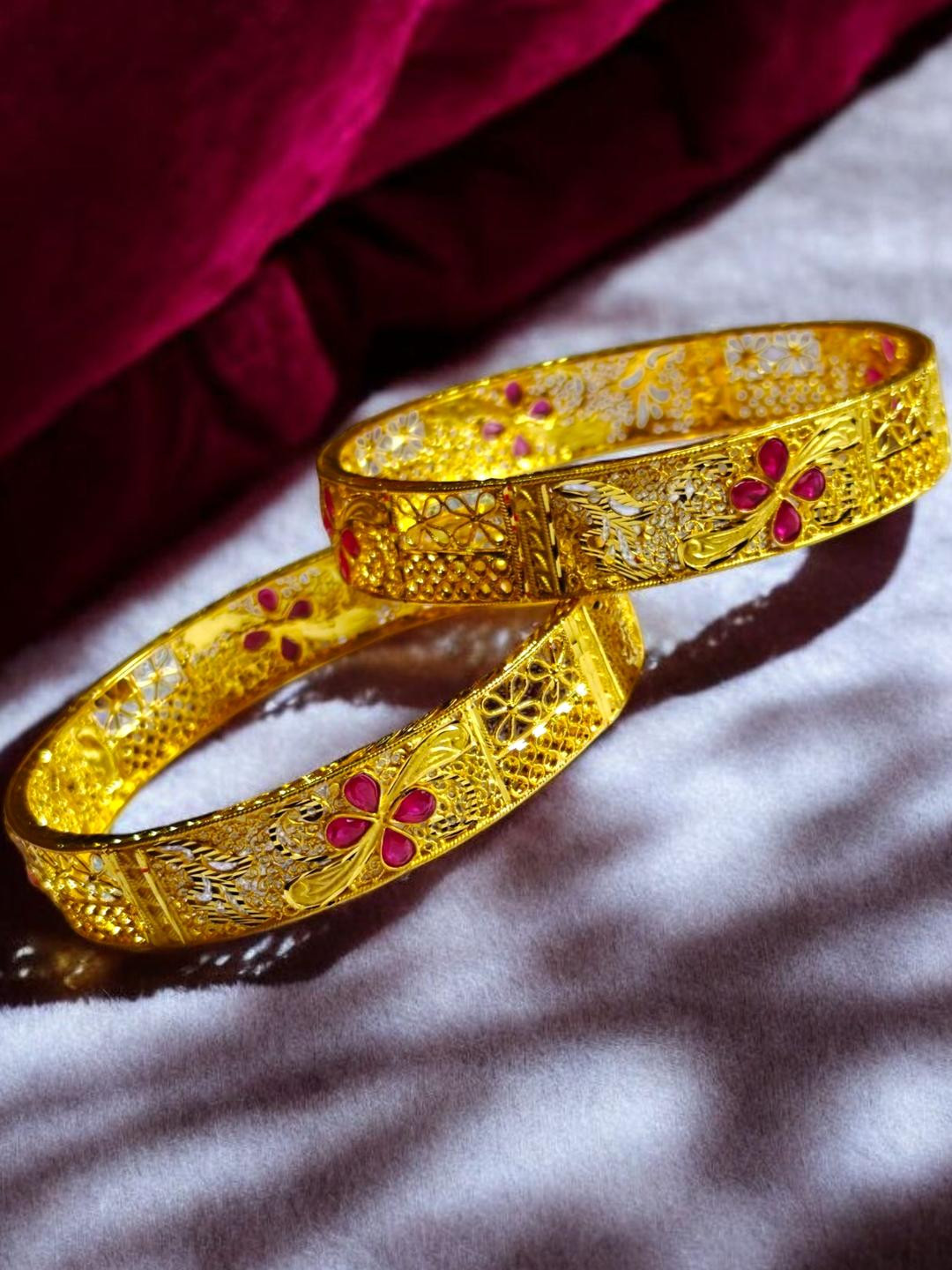 SilverAura 925 Gold Plated Sterling Silver Bangles - Set Of 2