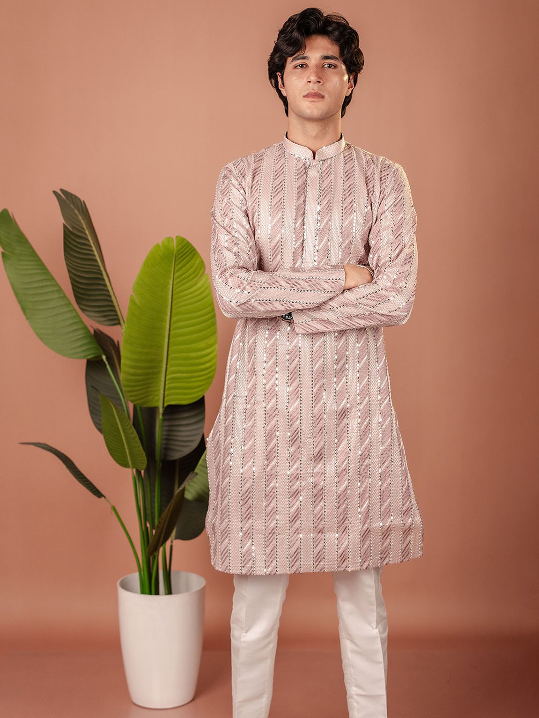 SUUTRAA BY SG Men Embellished Sequins Straight Pure Silk Kurta