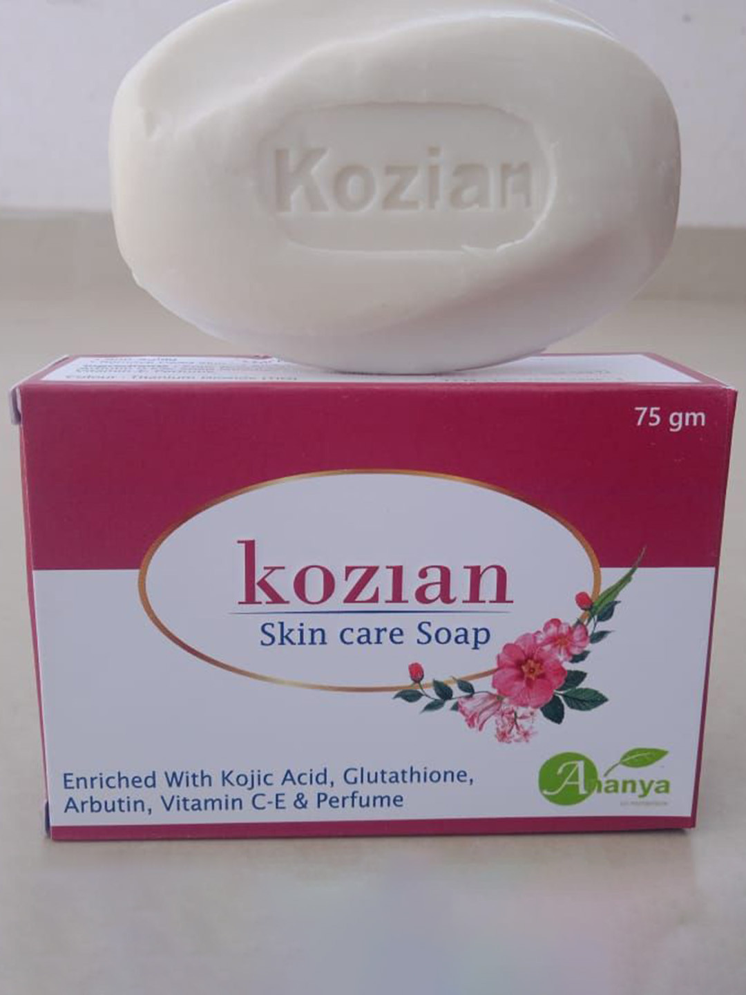 KOZIAN Soap With Kojic Acid & Vitamin C - 75 g
