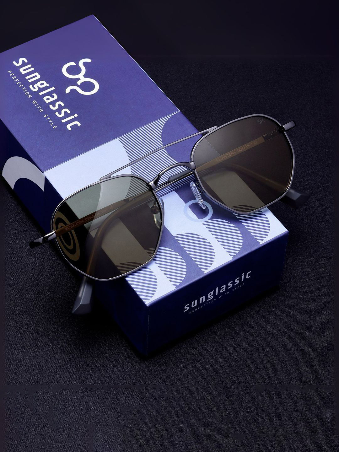 SUNGLASSIC Phantom Unisex Gun-Silver Green Hexagon Sunglasses Phantom-Gun-Light-Green