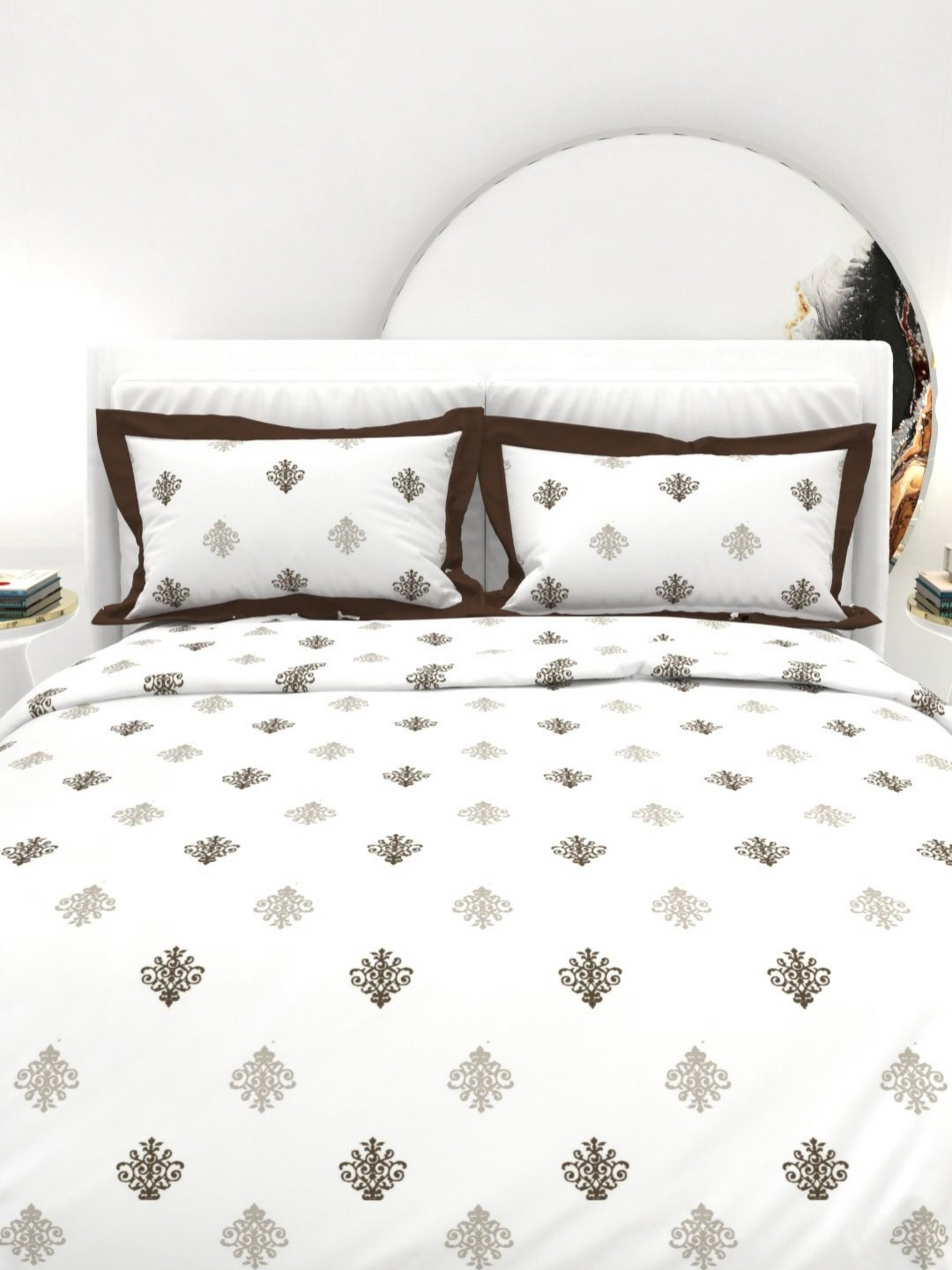 THE WHITE MOSS White And Brown Printed Cotton 300 TC King Bedsheet Set-2.75 m x 2.75 m