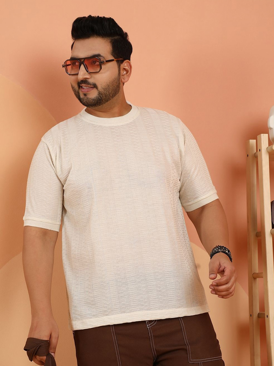 Instafab Plus Self Design Round Neck Short Sleeves Cotton T-shirt