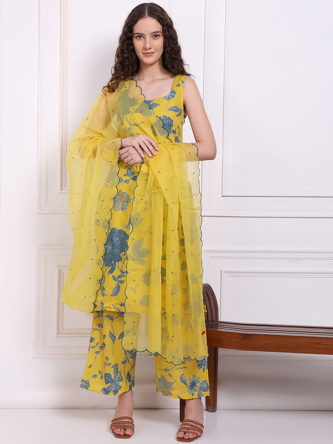 W Floral Printed Pure Cotton Square Neck Straight Kurta With Trousers & Dupatta