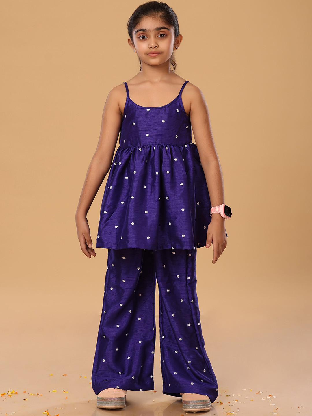 The Mini Trunk Purple Spagetti Thread Work Set