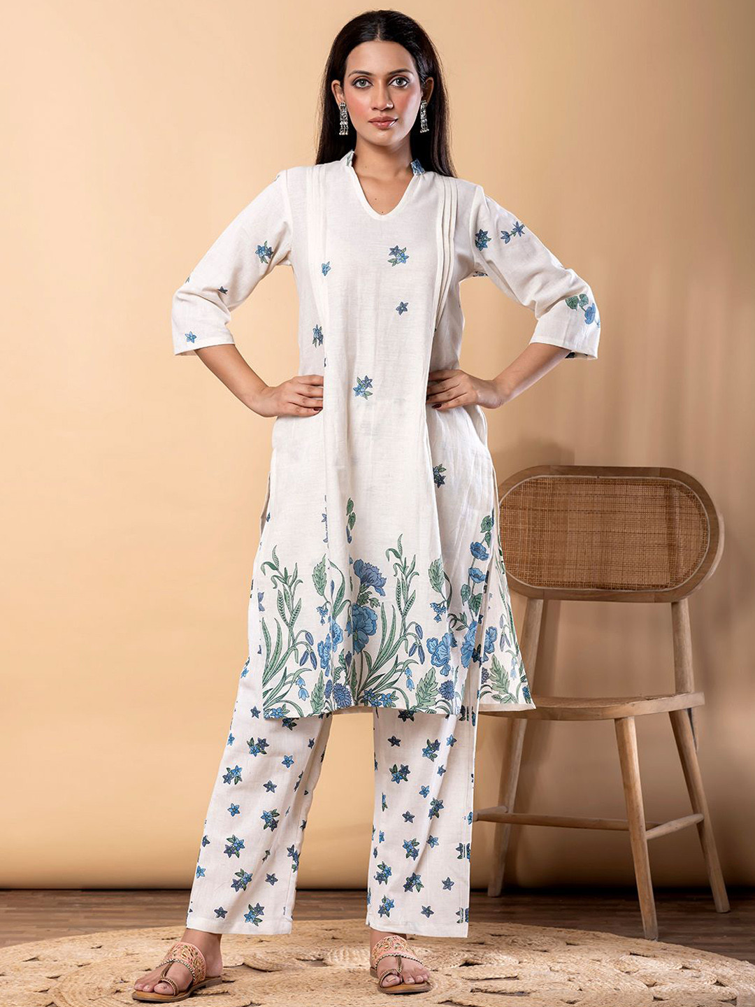 Readiprint Floral Printed Cotton Flex Straight Kurta With Trousers