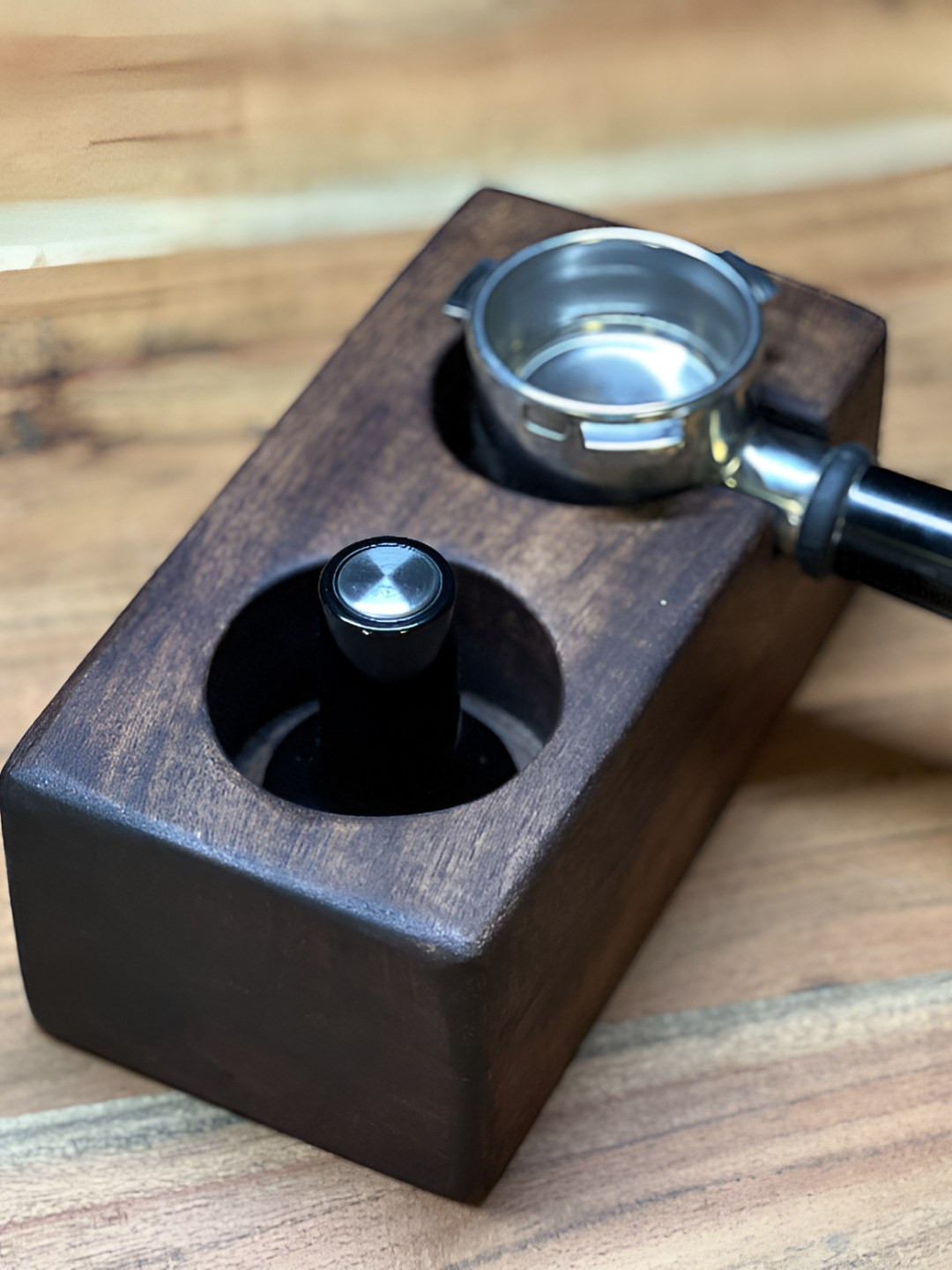Wood Chop Coffee Portafilter Holder & Tamping Station