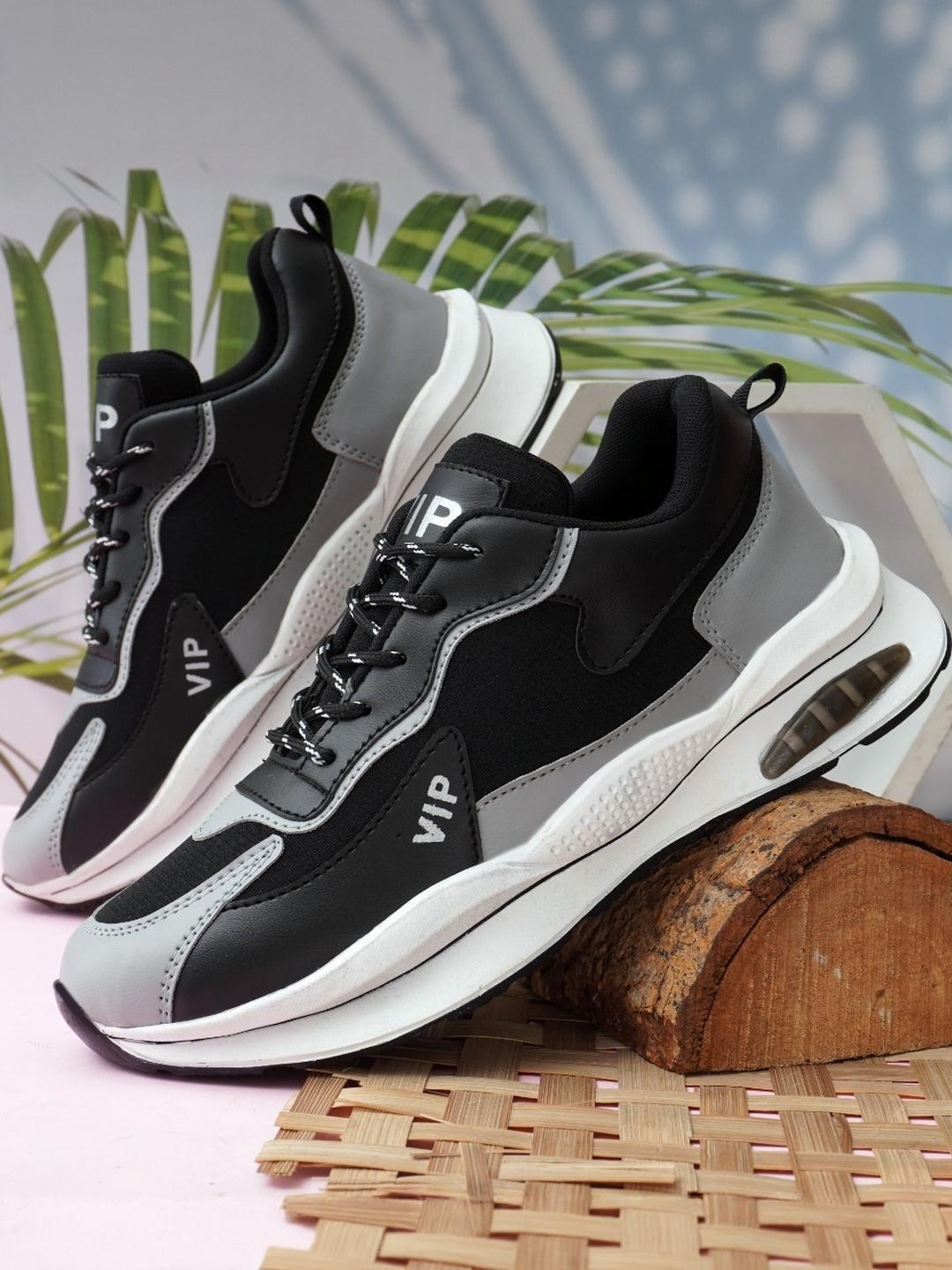 FreeMo Men Synthetic Leather Casual Shoes