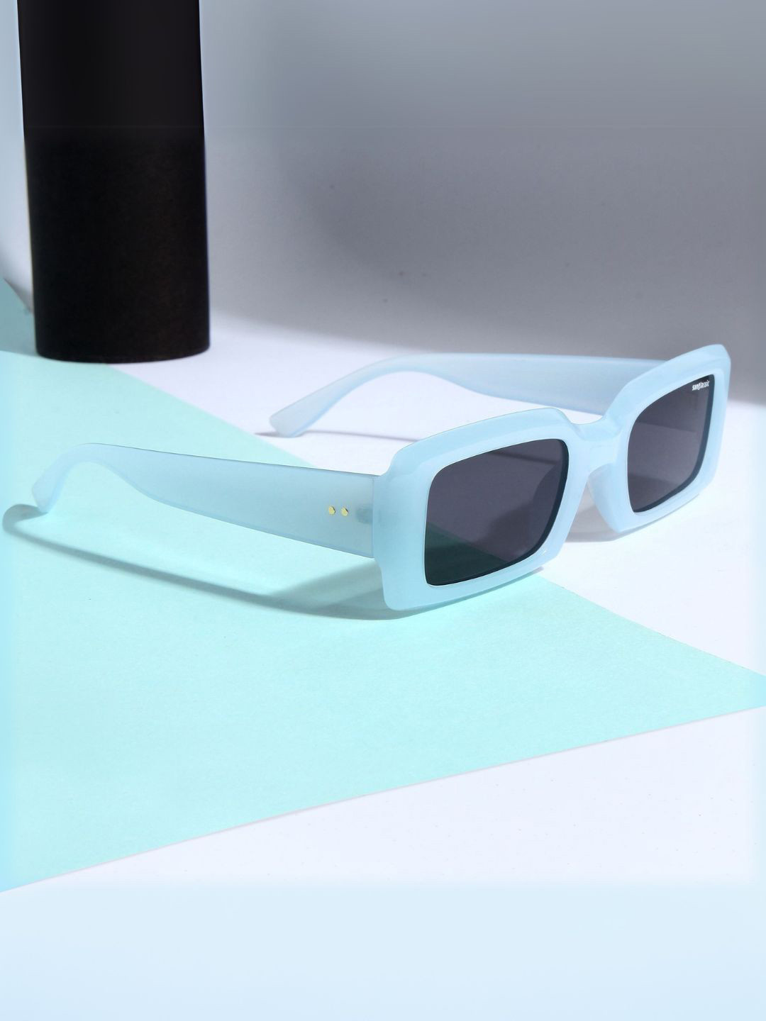 SUNGLASSIC Unisex Victoria Light Blue Black Polarized Rectangle Sunglasses