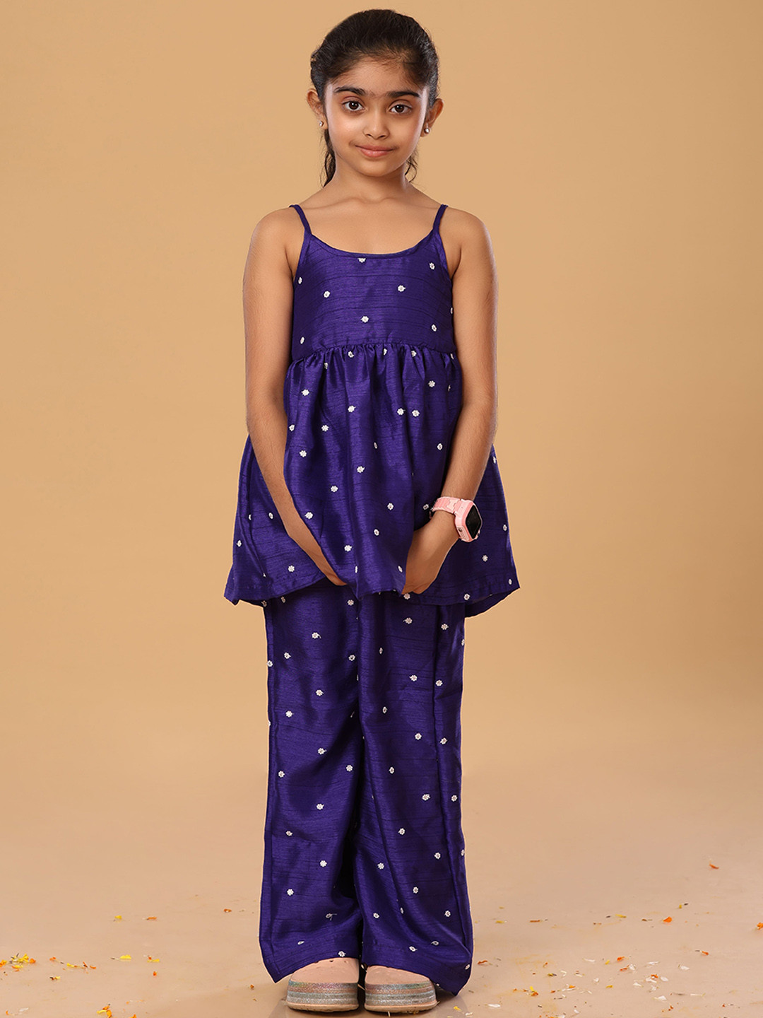 The Mini Trunk Purple Spagetti Thread Work Set